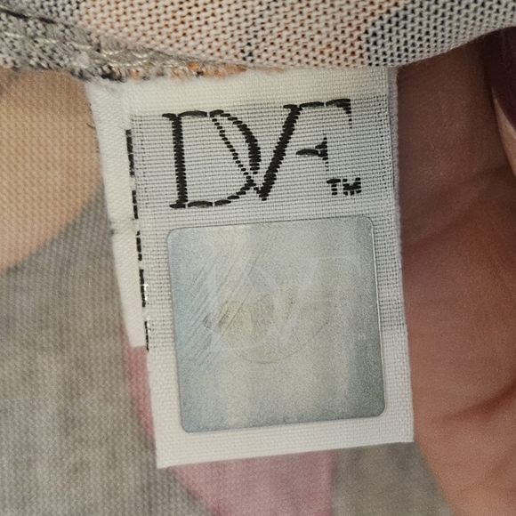 DIANE VON FURSTENBERG Julian Silk Jersey Wrap Dress in Midnight Kiss Multi - Picture 13 of 15